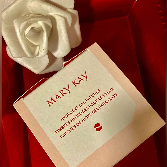 Mary Kay eye patches - Picture 2 of 4